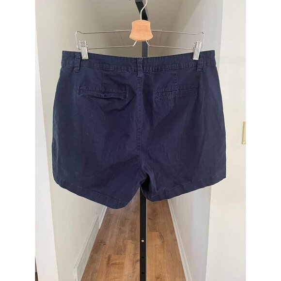 EUC a new day stretch short - Picture 2 of 4